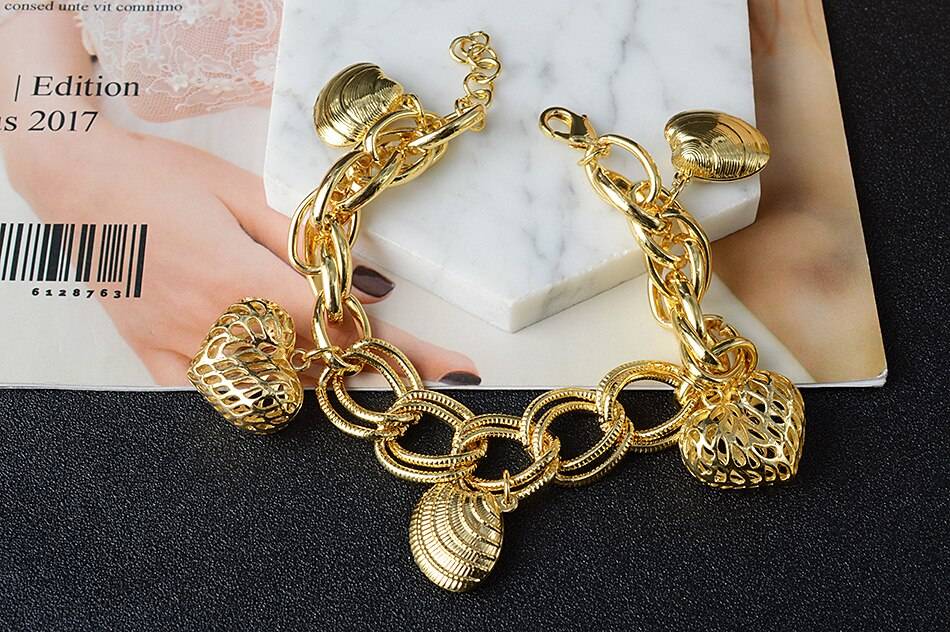 Lover’s Gold Charm Bracelet For Women – MILKA Bracelets 8d255f28538fbae46aeae7: Bracelets|Bracelets S