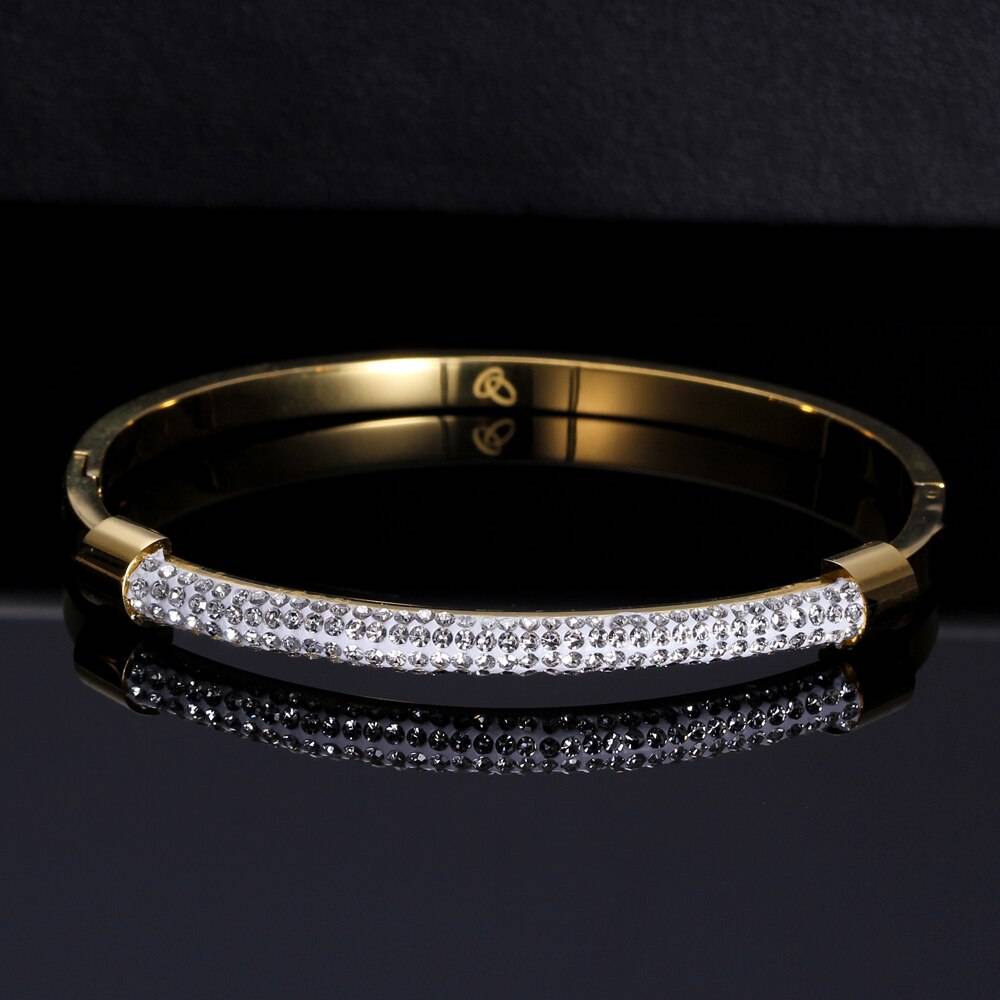 Charming Zirconia Crystal Bangle Collections For Women – FREYA Bangles 8d255f28538fbae46aeae7: Gold|Silver|SU1024-G|SU1024-RG|SU1024-S|SU1025-G|SU1025-RG|SU1025-S|SU1219-2|SU1219-3|SU1220