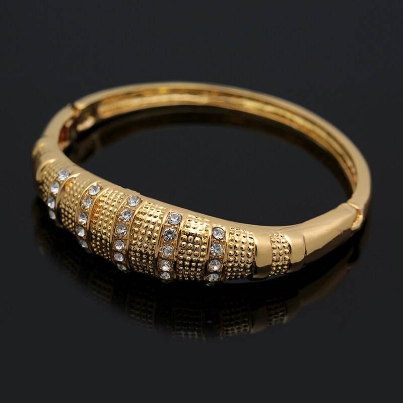 Longqu Exquisite Dubai gold designer Jewelry set 2020 Nigerian Wedding African Beads bridal jewelry set wholesale Joyería Wedding Jewellery Set 8d255f28538fbae46aeae7: Gold-color